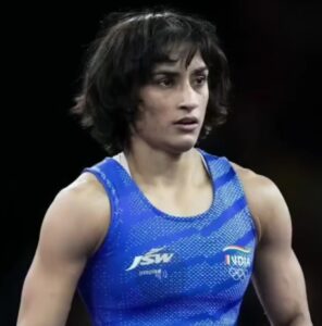 " what make me afraid is ..: Neeraj Chopra's Blunt take on Phogat's olympic silver appeal